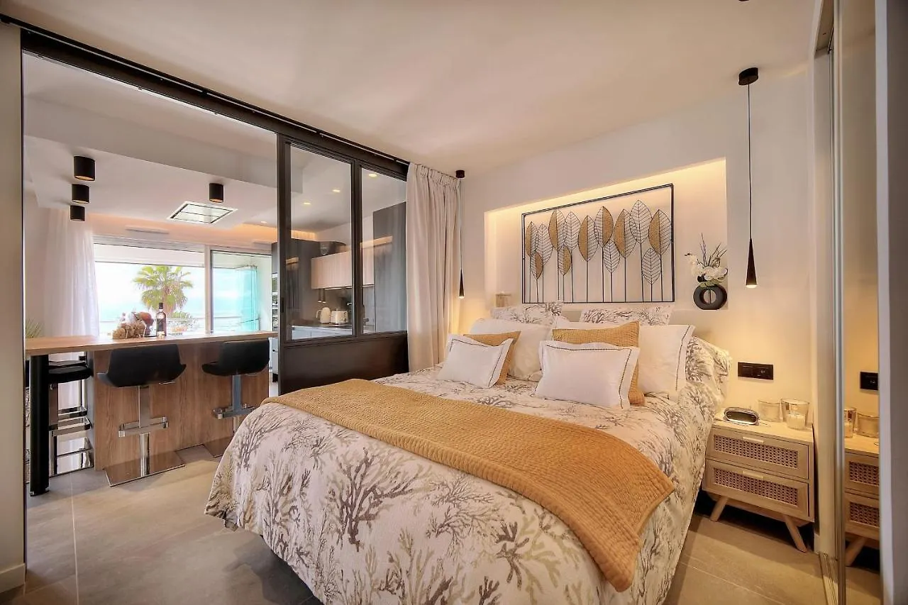 Cannes Luxury Rental - Stunning Sea Front Apartment Villeneuve-Loubet 0*,  France