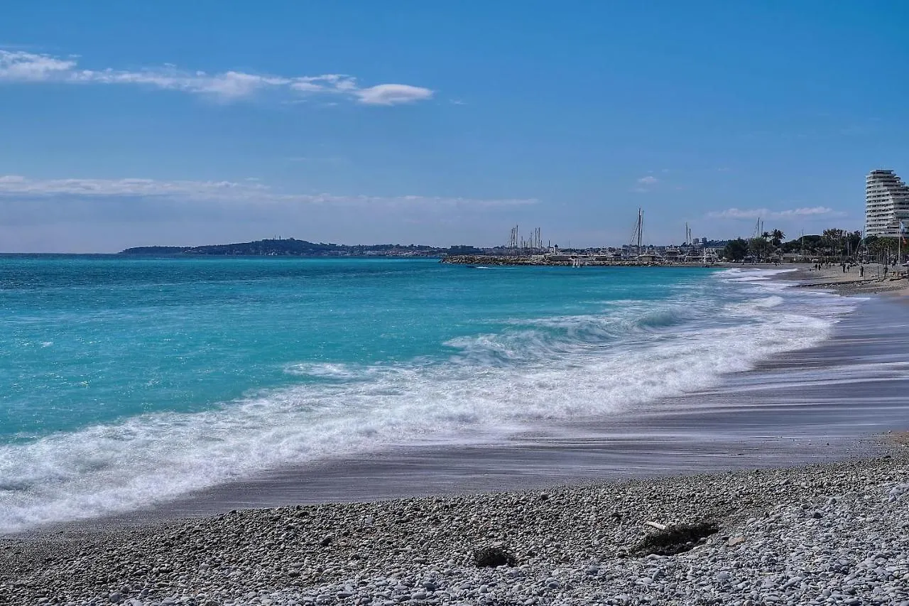 Cannes Luxury Rental - Stunning Sea Front Apartment Villeneuve-Loubet